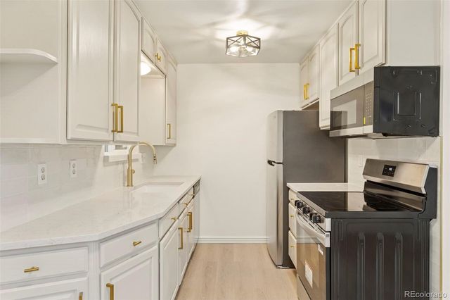 7373 W Florida Avenue H, Lakewood, CO 80232