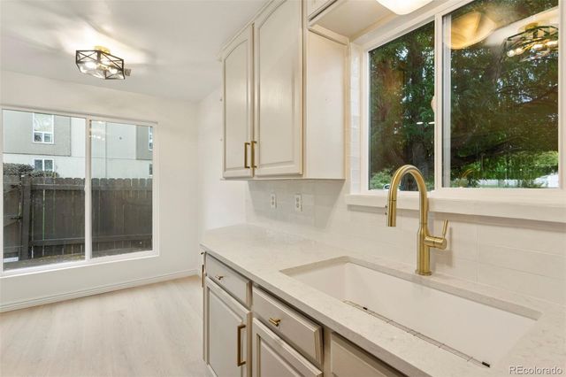 7373 W Florida Avenue H, Lakewood, CO 80232