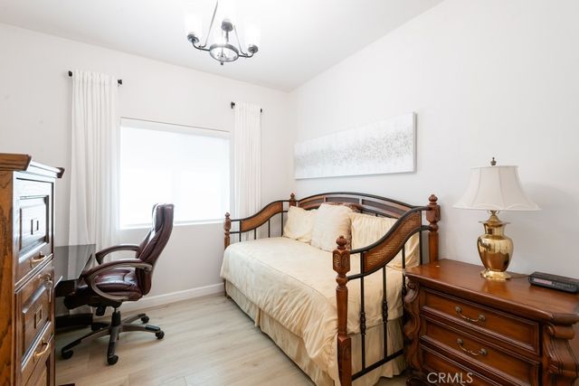 15686 Parry Peak Drive, Fontana, CA 92336
