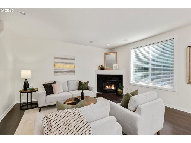16053 Se TALLINA Dr, Damascus, OR 97089