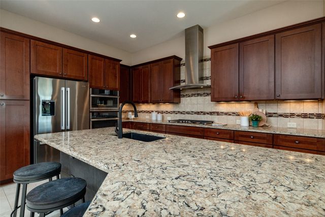 11517 Parkcrest Drive, Denton, TX 76207