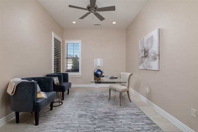 11517 Parkcrest Drive, Denton, TX 76207