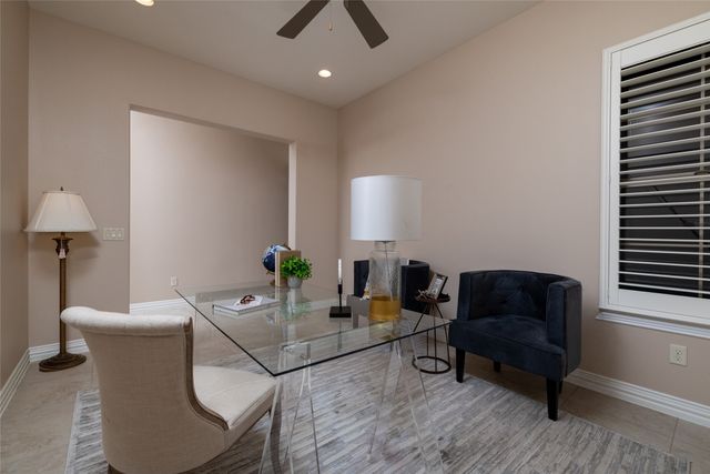 11517 Parkcrest Drive, Denton, TX 76207