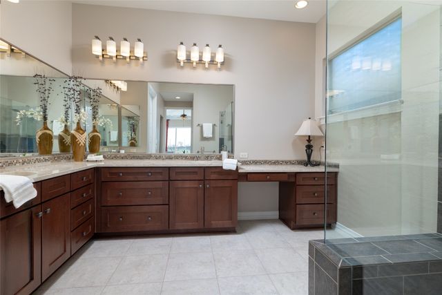 11517 Parkcrest Drive, Denton, TX 76207