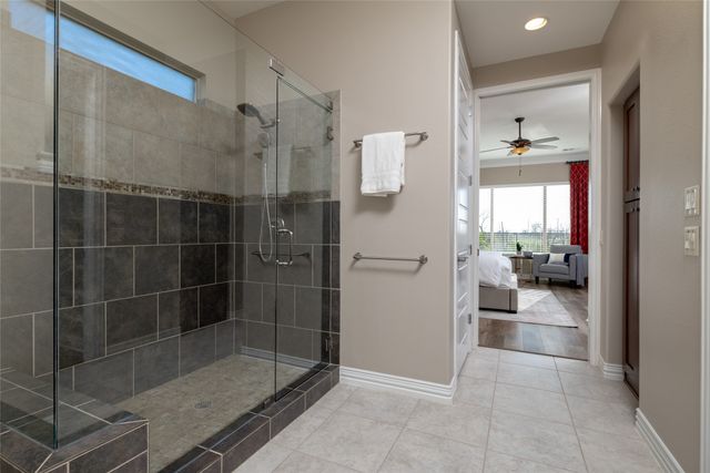 11517 Parkcrest Drive, Denton, TX 76207