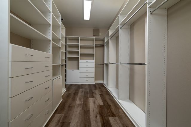 11517 Parkcrest Drive, Denton, TX 76207