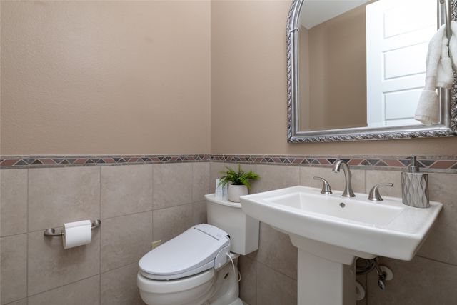 11517 Parkcrest Drive, Denton, TX 76207