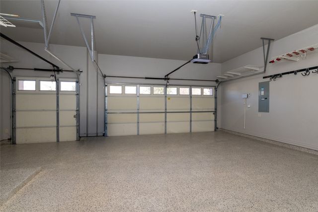 11517 Parkcrest Drive, Denton, TX 76207