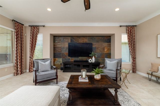 11517 Parkcrest Drive, Denton, TX 76207