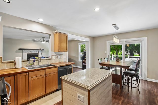 14308 Samoa Street, Fishers, IN 46038