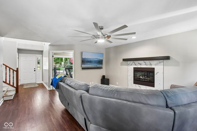 14308 Samoa Street, Fishers, IN 46038