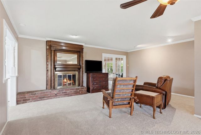 6030 S Lakewood Avenue, Tulsa, OK 74135
