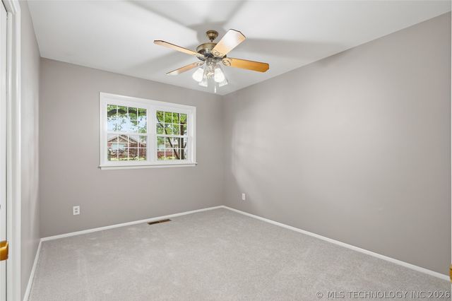 6030 S Lakewood Avenue, Tulsa, OK 74135