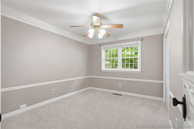 6030 S Lakewood Avenue, Tulsa, OK 74135