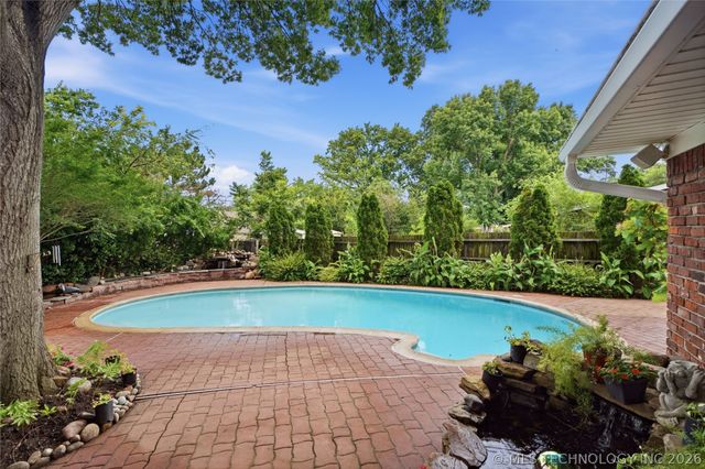 6030 S Lakewood Avenue, Tulsa, OK 74135