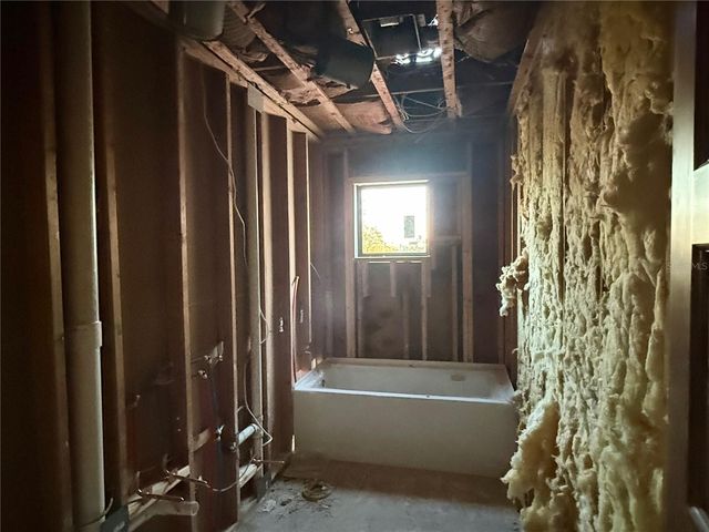 11320 6TH STREET E, Treasure Island, FL 33706