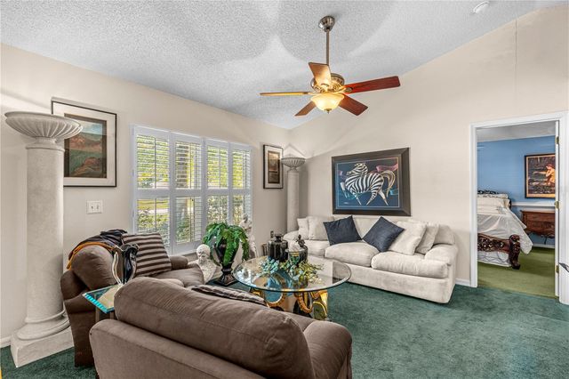 8 ZIEGFELD PLACE, Palm Coast, FL 32164