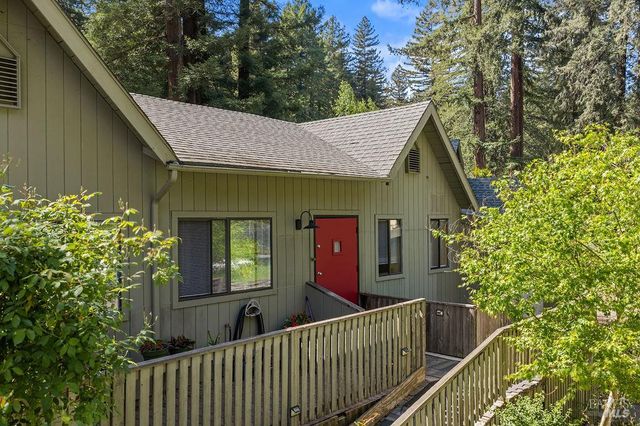 17140 116 Hwy, Guerneville, CA 95446
