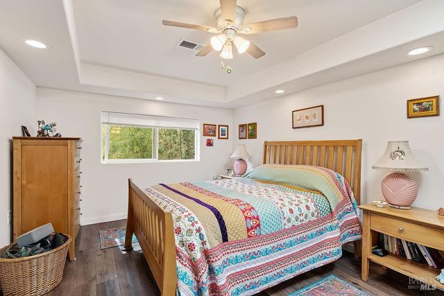 17140 116 Hwy, Guerneville, CA 95446