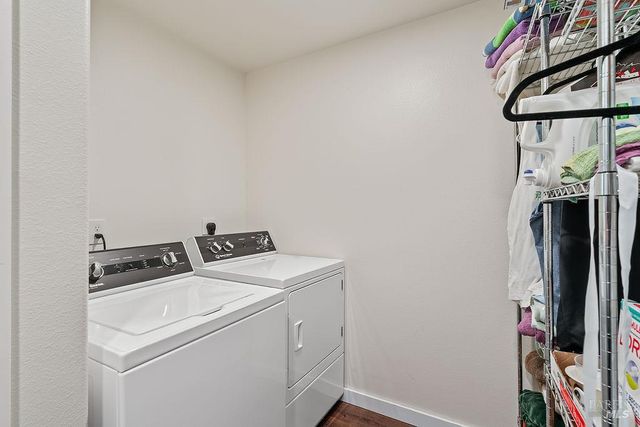 17140 116 Hwy, Guerneville, CA 95446