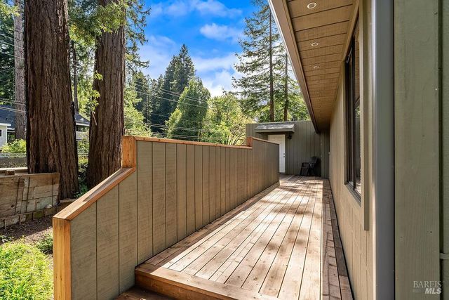 17140 116 Hwy, Guerneville, CA 95446