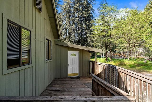 17140 116 Hwy, Guerneville, CA 95446