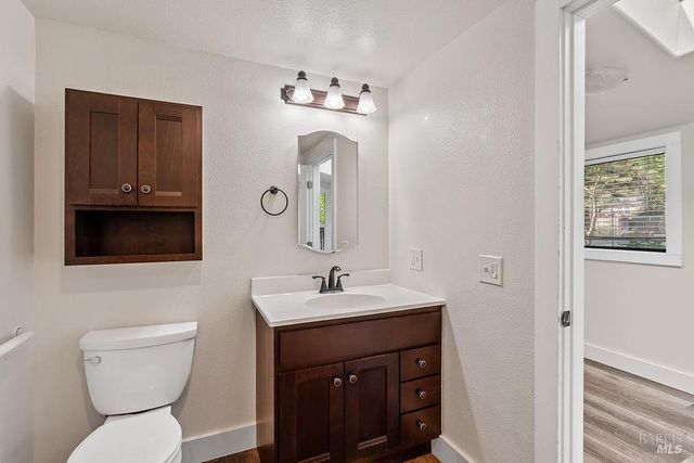 17140 116 Hwy, Guerneville, CA 95446