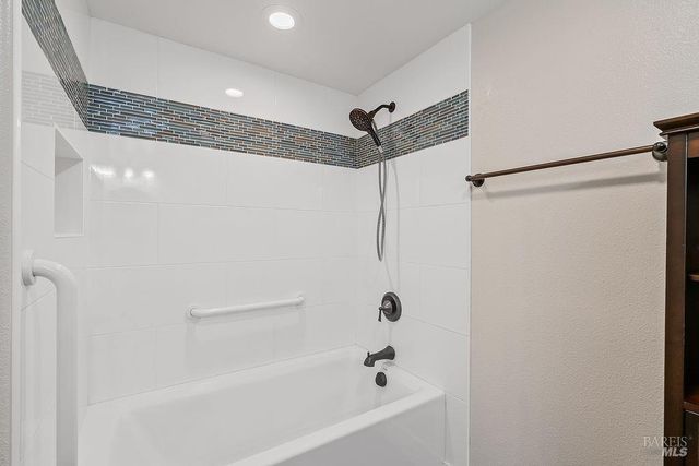 17140 116 Hwy, Guerneville, CA 95446