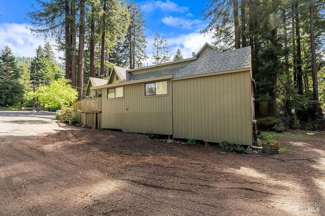 17140 116 Hwy, Guerneville, CA 95446