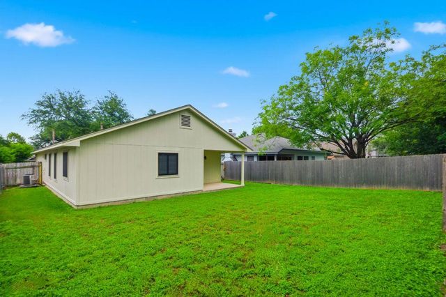 17520 Tobermory DR, Pflugerville, TX 78660