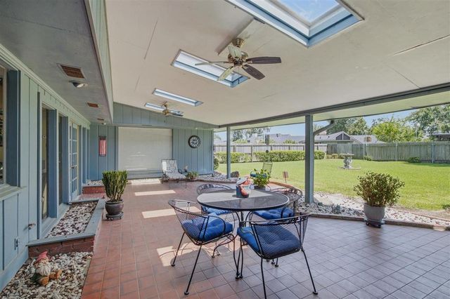 1201 Inverness Drive, Lake Charles, LA 70605