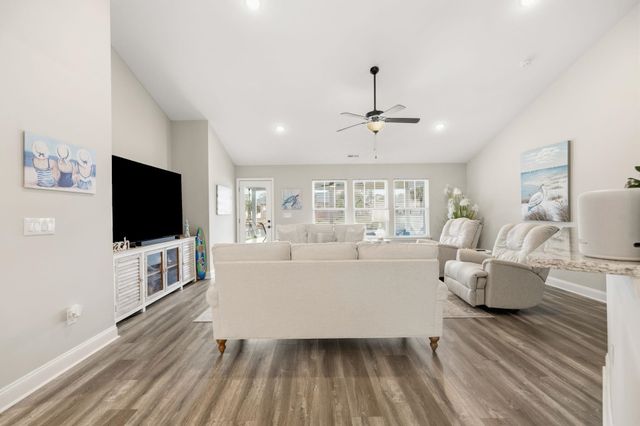 625 Tarrent St., Longs, SC 29568