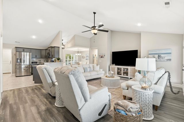 625 Tarrent St., Longs, SC 29568