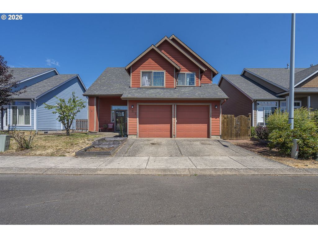 Image 1 of property listing at 223 Nw SAGAN Loop, Sheridan, OR 97378
