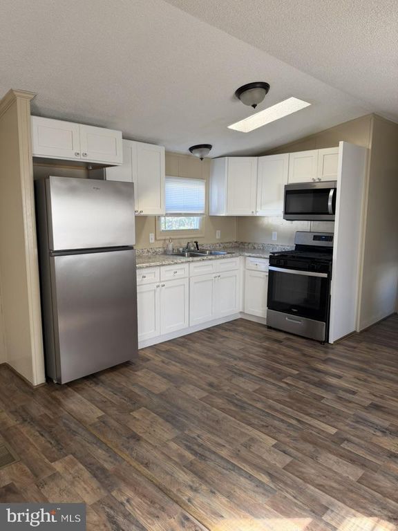 Image 7 of property listing at 2215 BIGLERVILLE RD #LOT 55, Gettysburg, PA 17325