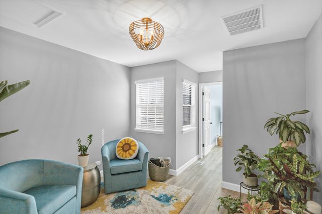 270 Woodstone Circle, Buffalo Grove, IL 60089