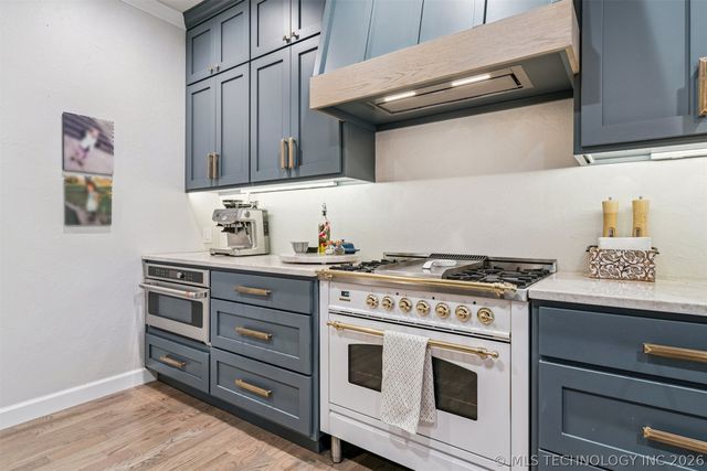 12511 S 18th Circle E, Jenks, OK 74037