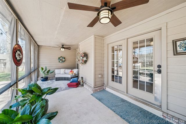 12511 S 18th Circle E, Jenks, OK 74037