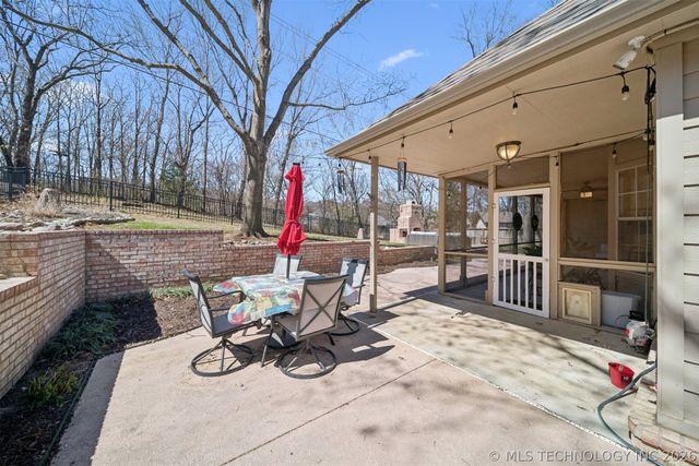 12511 S 18th Circle E, Jenks, OK 74037