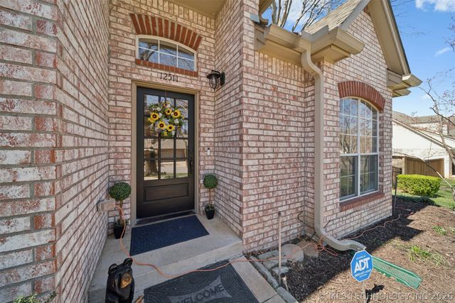 12511 S 18th Circle E, Jenks, OK 74037
