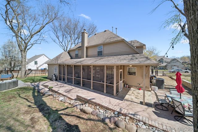 12511 S 18th Circle E, Jenks, OK 74037