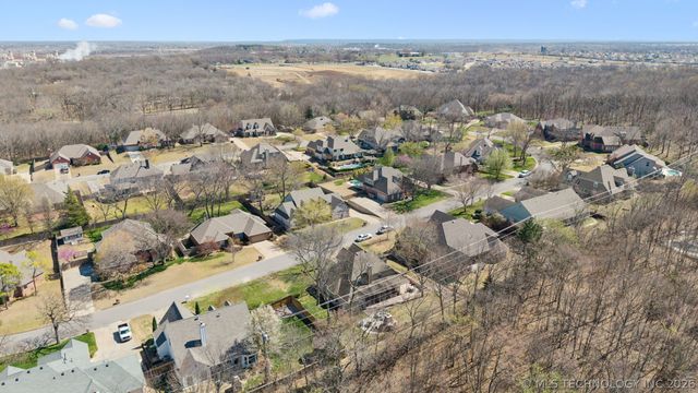 12511 S 18th Circle E, Jenks, OK 74037