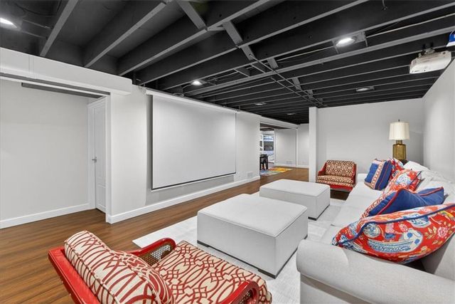 3800 W 84th Terrace, Prairie Village, KS 66206