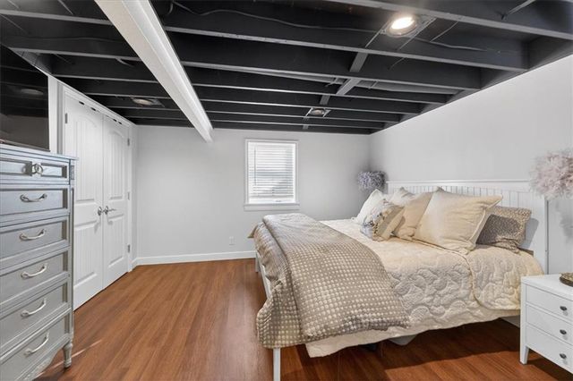 3800 W 84th Terrace, Prairie Village, KS 66206