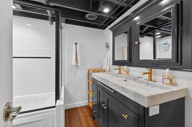 3800 W 84th Terrace, Prairie Village, KS 66206