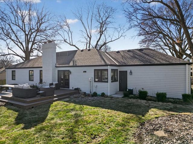 3800 W 84th Terrace, Prairie Village, KS 66206