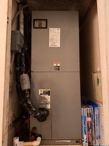 8349 MORNING GRV, Converse, TX 78109