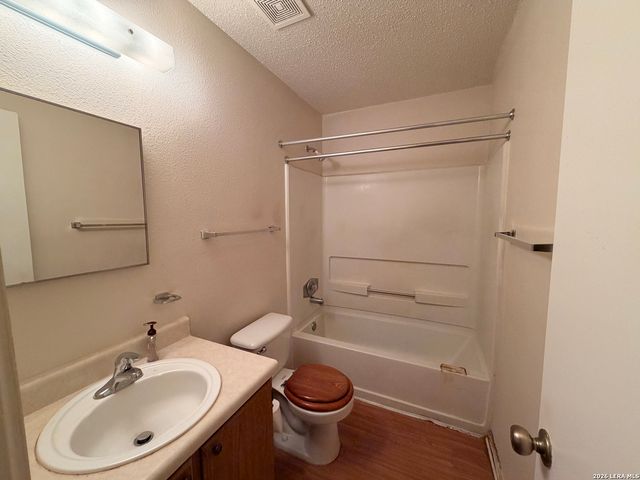 8349 MORNING GRV, Converse, TX 78109