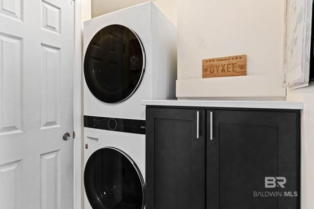 475 Kinzalow Lane, Gulf Shores, AL 36542