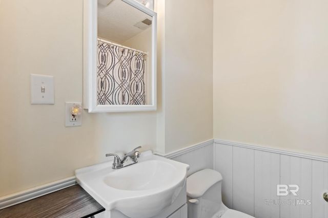 475 Kinzalow Lane, Gulf Shores, AL 36542